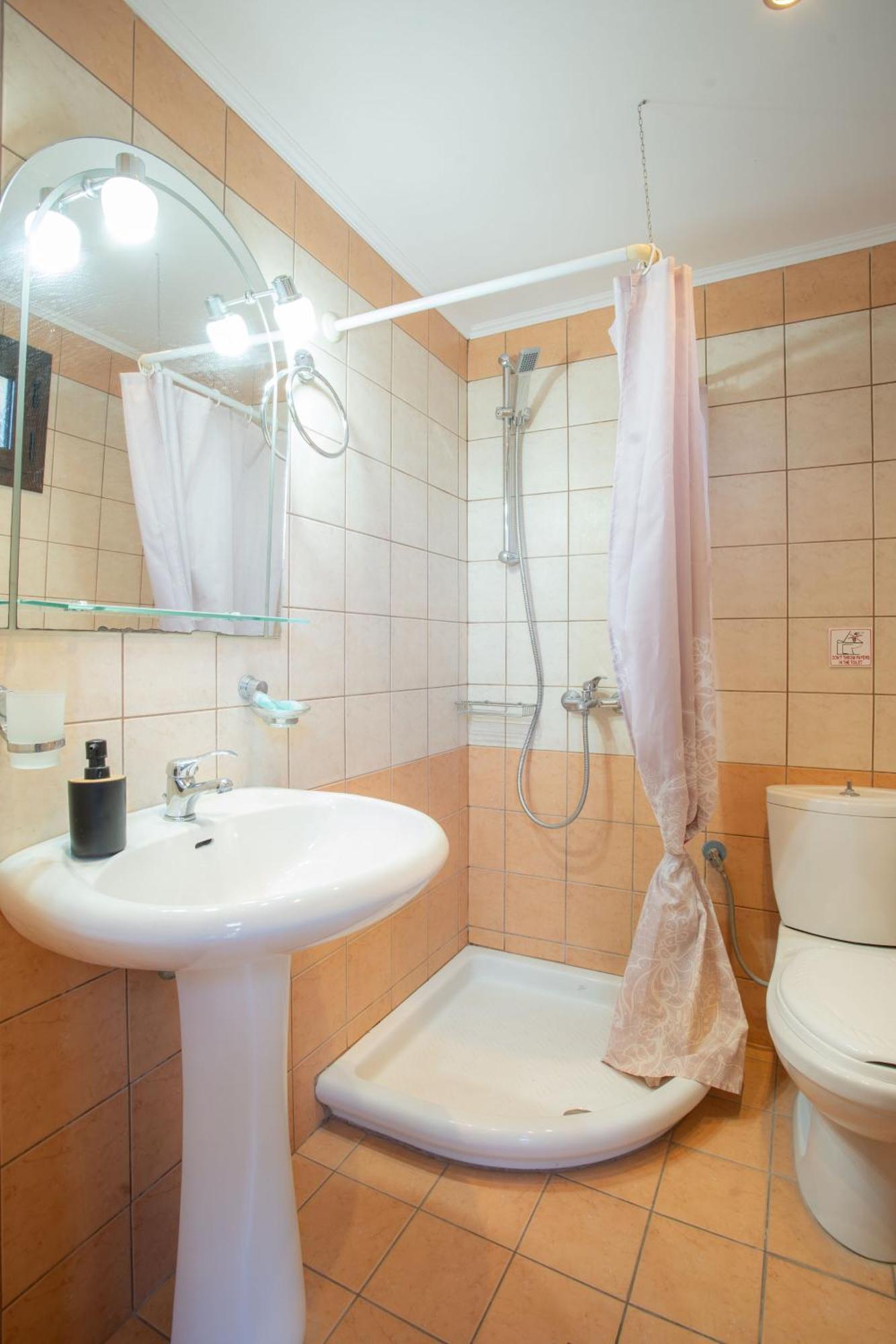 Eros Appartments Kalamítsi 客房 照片